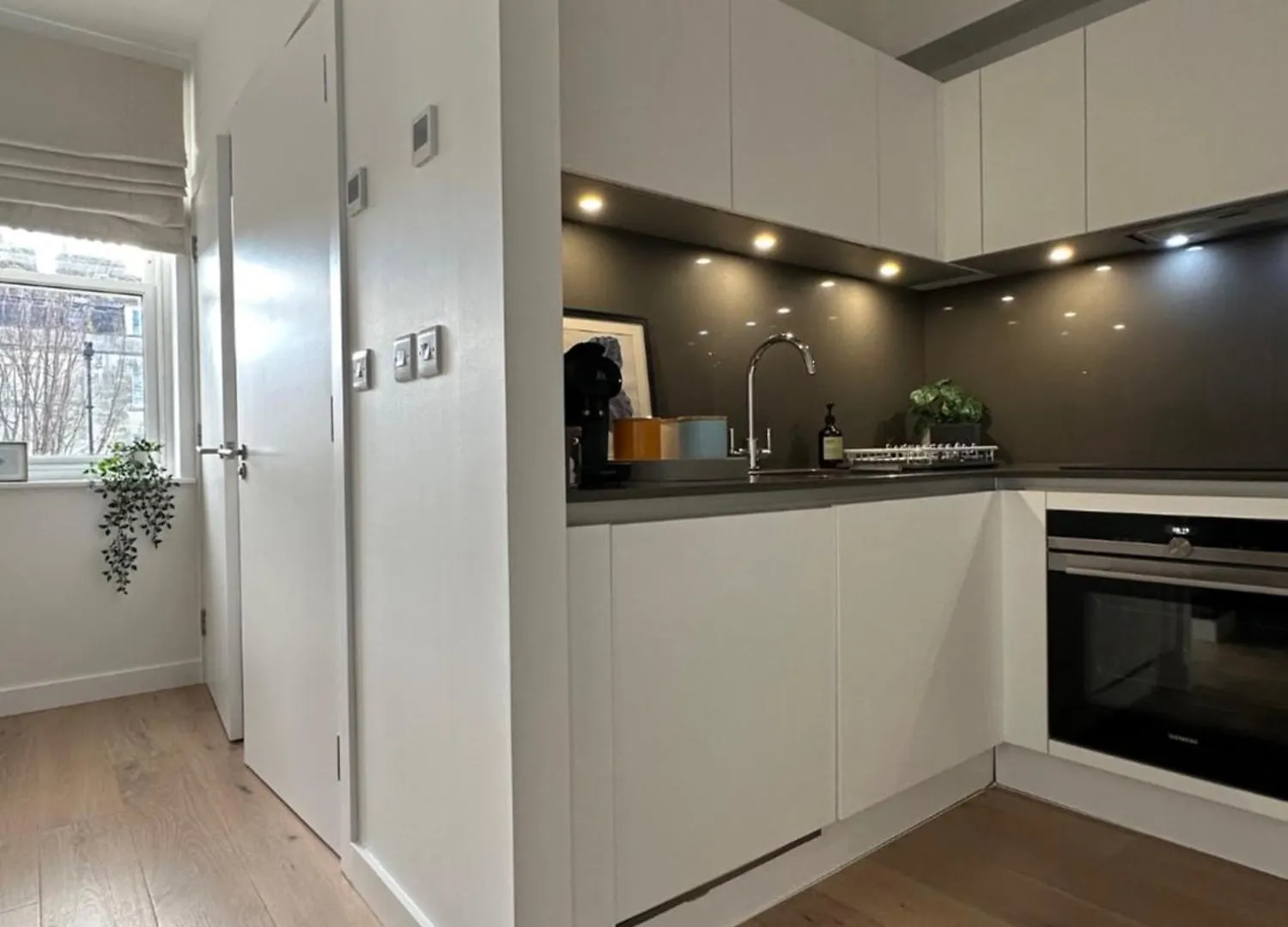 Contemporary Pied A Terre In The Heart Of Bath Apartment