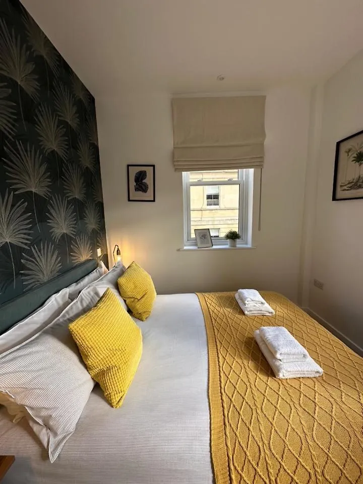 Contemporary Pied A Terre In The Heart Of Bath Apartment