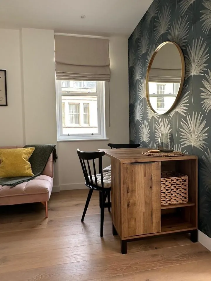 Contemporary Pied A Terre In The Heart Of Bath Apartment